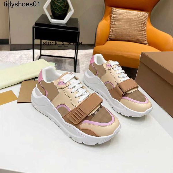 striped shoe burbreryity sneaker burberies sneakers brand check burbreries classic platform men women vintage sneaker shoes trainer flats de, Black
striped shoe burbreryity sneaker burberies sneakers brand check burbreries classic platform men women vintage sneaker shoes trainer flats de, Black