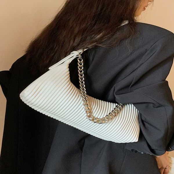 french niche design bag autumn and winter new ladies crossbody bag fashion shoulder armpit bag
french niche design bag autumn and winter new ladies crossbody bag fashion shoulder armpit bag