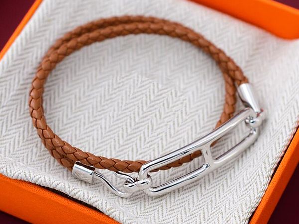 realfine888 3a hm bracelets in 04 brown leather strap bracelet with gold/silver/rose gold h iconic jewelry luxury designer for woman with bo, Black
realfine888 3a hm bracelets in 04 brown leather strap bracelet with gold/silver/rose gold h iconic jewelry luxury designer for woman with bo, Black