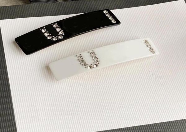 women crystal letter hair clip with stamp sparkly lettes barrettes for gift party fashion hair accessories1432929, Golden;silver
women crystal letter hair clip with stamp sparkly lettes barrettes for gift party fashion hair accessories1432929, Golden;silver