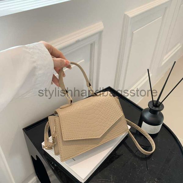 shoulder bags yangqi shoulder bag 2023 spring new women's handheld korean version fashion simple cross body snake pattern small square
shoulder bags yangqi shoulder bag 2023 spring new women's handheld korean version fashion simple cross body snake pattern small square