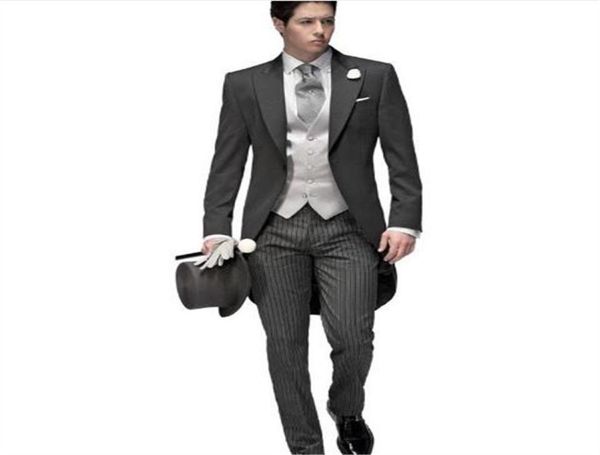 costume homme gray black wedding suits for men 3 piece trajes de hombre anzug herren men suits 2018 jacketpantsvest9421041, White;black
costume homme gray black wedding suits for men 3 piece trajes de hombre anzug herren men suits 2018 jacketpantsvest9421041, White;black