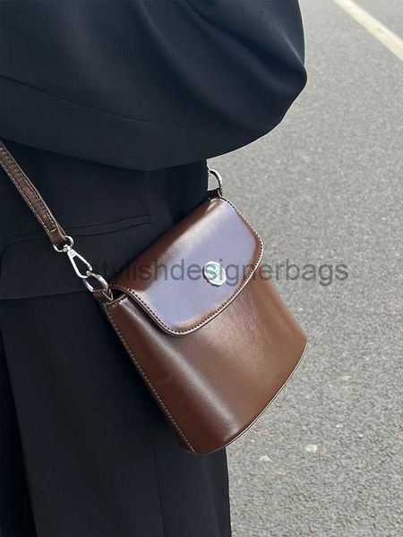 shoulder bags 2023ins niche design bucket bag for women's bag summer square crossbody bag for women high-end feeling small bag for wome
shoulder bags 2023ins niche design bucket bag for women's bag summer square crossbody bag for women high-end feeling small bag for wome