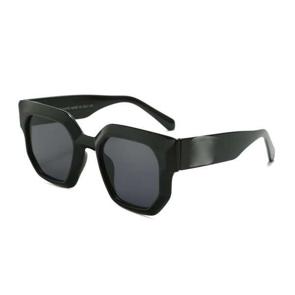 designer sunglasses for women and men new european american generous frame fashion sunglasses female sunscreen light luxury sunglasses whole, White;black
designer sunglasses for women and men new european american generous frame fashion sunglasses female sunscreen light luxury sunglasses whole, White;black