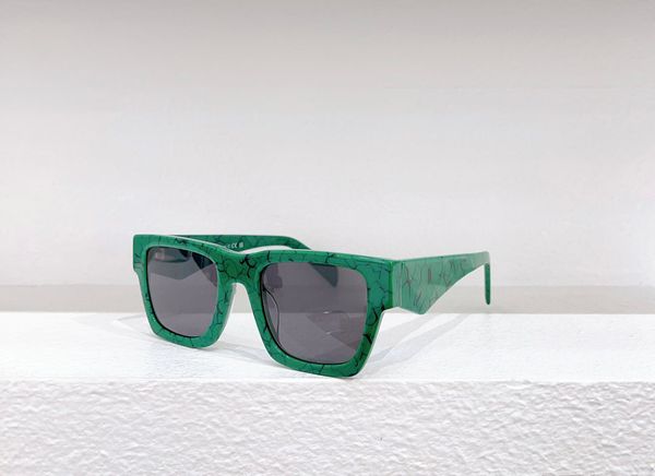 men sunglasses for women latest selling fashion sun glasses mens sunglass gafas de sol glass uv400 lens with random matching a06s, White;black
men sunglasses for women latest selling fashion sun glasses mens sunglass gafas de sol glass uv400 lens with random matching a06s, White;black