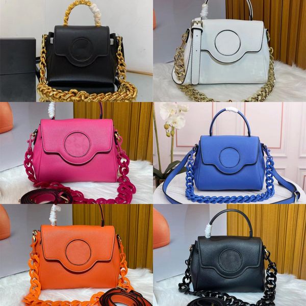 designer lanmedusa women tote bag shoulder chain bags clutch flap totes bags wallet check thread purse letters solid hasp waist square luxur
designer lanmedusa women tote bag shoulder chain bags clutch flap totes bags wallet check thread purse letters solid hasp waist square luxur