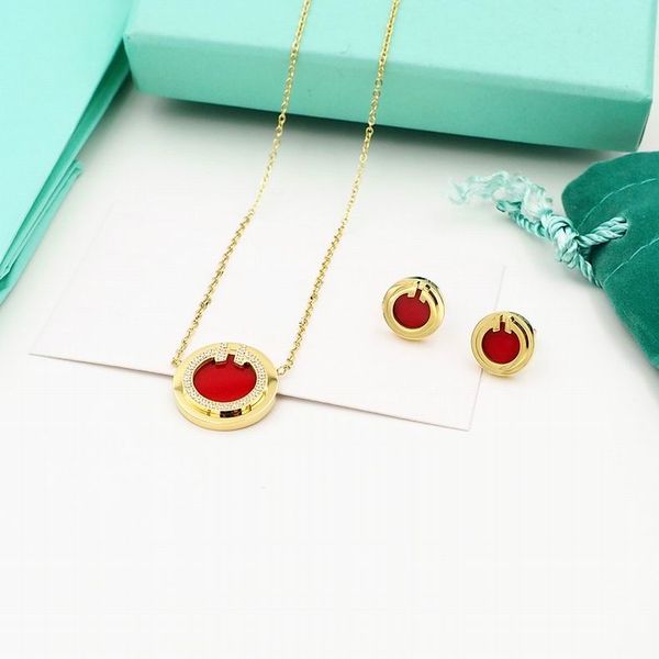 2023 lovely cute long gold thin stainless steel chain red crystal diamonds round plate design women necklace earrings suit with dust bag and, Black
2023 lovely cute long gold thin stainless steel chain red crystal diamonds round plate design women necklace earrings suit with dust bag and, Black