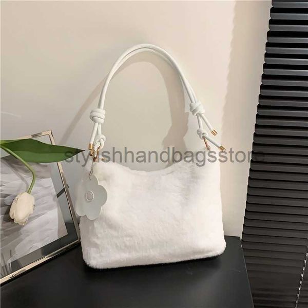 shoulder bags autumn fur bag women's bag 2023 new fashion simple small body bag fresh and fashionable foreign carrying tote bagstylishh
shoulder bags autumn fur bag women's bag 2023 new fashion simple small body bag fresh and fashionable foreign carrying tote bagstylishh