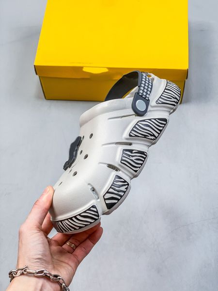 2023 cheetah b slide slippers recon designer mens slide black white slipper fashion men women slides outdoor sandals scuffs sandal
2023 cheetah b slide slippers recon designer mens slide black white slipper fashion men women slides outdoor sandals scuffs sandal