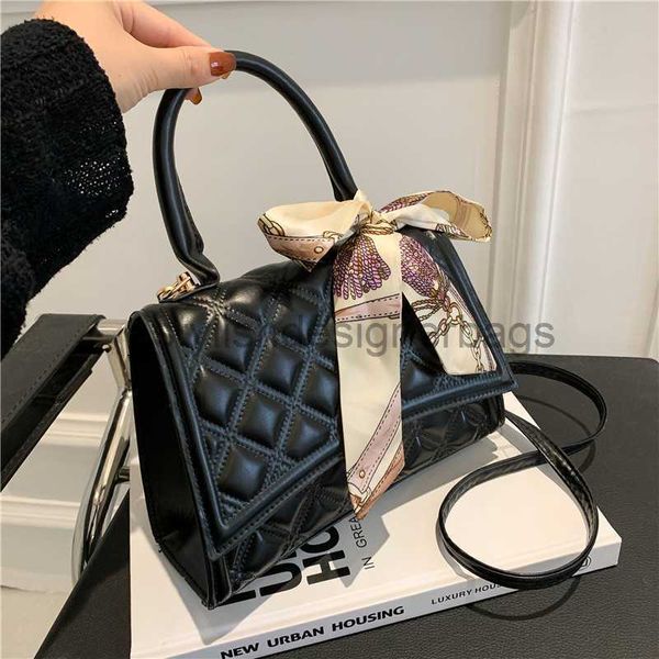 shoulder bags fashion scarf handheld diagonal straddle women's bag 2023 new autumn fashionable lingge one shoulder small fragrant handb
shoulder bags fashion scarf handheld diagonal straddle women's bag 2023 new autumn fashionable lingge one shoulder small fragrant handb