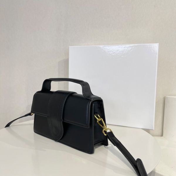 genuine jq leather bag summer baguette shoulder designer bag luxury envelope tote women men wallet handbags crossbody clutch flap classic fa
genuine jq leather bag summer baguette shoulder designer bag luxury envelope tote women men wallet handbags crossbody clutch flap classic fa
