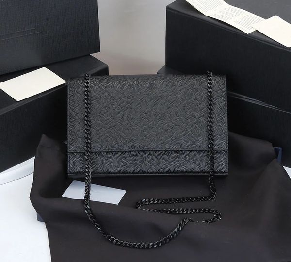20233 fashion handbags shoulder luxurys designer bags metal chain gold silver women genuine leather bag flip cover diagonal messenger crossb, Black;red
20233 fashion handbags shoulder luxurys designer bags metal chain gold silver women genuine leather bag flip cover diagonal messenger crossb, Black;red