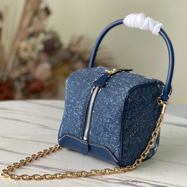 dice square shoulder bags denim blue dressing box cow leather trim handle vintage detachable chain zipper bag handbags mini totes cosmetic c
dice square shoulder bags denim blue dressing box cow leather trim handle vintage detachable chain zipper bag handbags mini totes cosmetic c