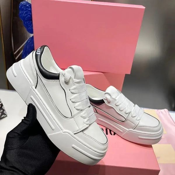 casual shoes thick-soled heightened casual white shoes women's black leather luxury designer lace-up flat-bottom fashion all-match coll
casual shoes thick-soled heightened casual white shoes women's black leather luxury designer lace-up flat-bottom fashion all-match coll