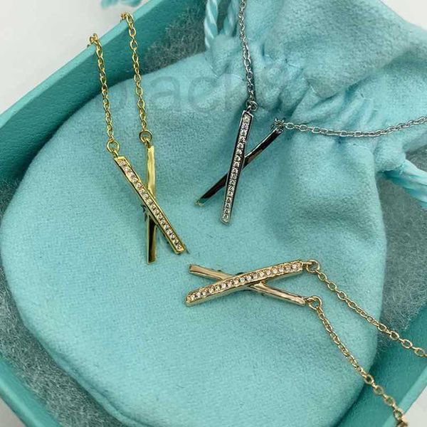 pendant necklaces designer s925 silver cross necklace collar chain women minimalist temperament design sense necklace
pendant necklaces designer s925 silver cross necklace collar chain women minimalist temperament design sense necklace
