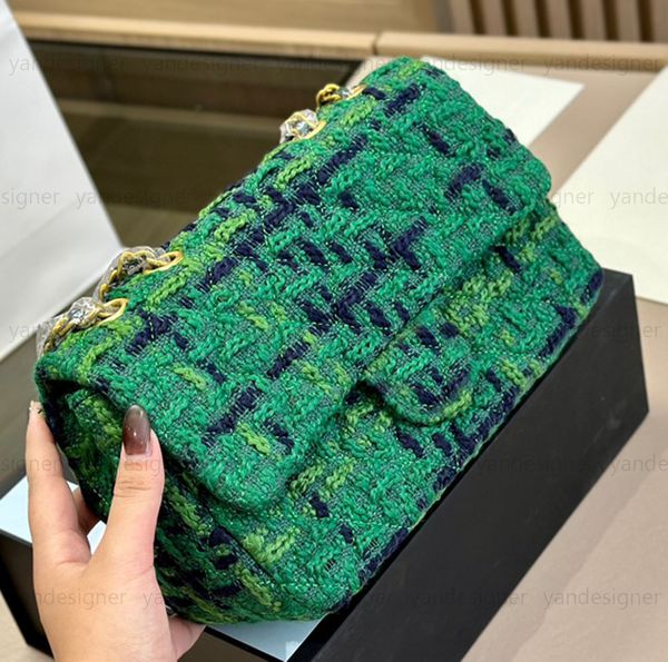 designer bags c-letter chain handbag cf women autumn winter new women plaid woolen cloth diamond shiny shoulder messenger bag purse 25cm yan
designer bags c-letter chain handbag cf women autumn winter new women plaid woolen cloth diamond shiny shoulder messenger bag purse 25cm yan
