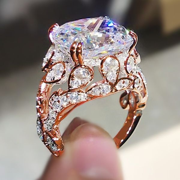 wedding rings huitan creative hollow design gorgeous cubic zirconia for women rose gold colorsilver color party trendy jewelry 230803, Slivery;golden
wedding rings huitan creative hollow design gorgeous cubic zirconia for women rose gold colorsilver color party trendy jewelry 230803, Slivery;golden