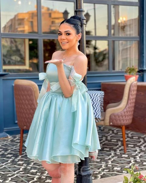 2023 sky blue a-line graduation dress strapless satin mini homecoming party formal cocktail prom bridesmaid gowns dresses zj424, Blue;red
2023 sky blue a-line graduation dress strapless satin mini homecoming party formal cocktail prom bridesmaid gowns dresses zj424, Blue;red