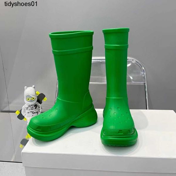 mid sleeve boots women's 2022 new fashion versatile hole balenciga rain boots round head anti slip thick sole trendy boots women's, Black
mid sleeve boots women's 2022 new fashion versatile hole balenciga rain boots round head anti slip thick sole trendy boots women's, Black