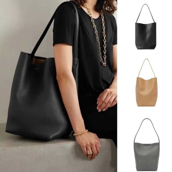 the row bag large capacity tote bag fashion one shoulder bucket bag leisure commuter bag women
the row bag large capacity tote bag fashion one shoulder bucket bag leisure commuter bag women