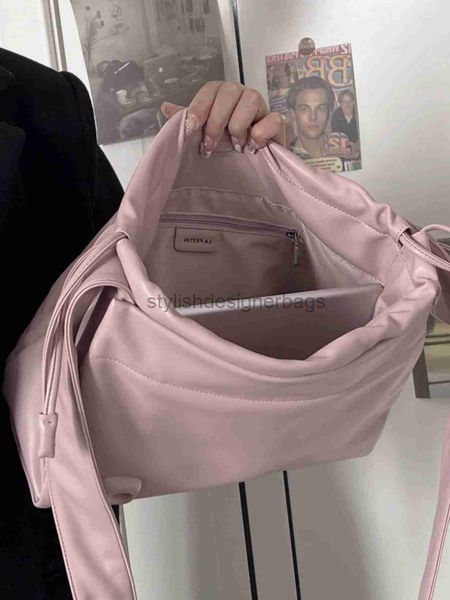 summer large capacity high-end feeling pink one crossbody underarm bag trendstylishdesignerbags
summer large capacity high-end feeling pink one crossbody underarm bag trendstylishdesignerbags