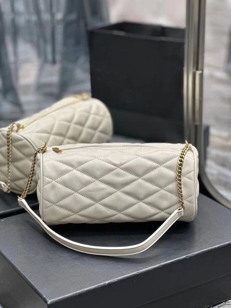 the new fashion designer women's cylinder bag is made of diamond quilted leather with a classic mini logo and short shoulder straps
the new fashion designer women's cylinder bag is made of diamond quilted leather with a classic mini logo and short shoulder straps