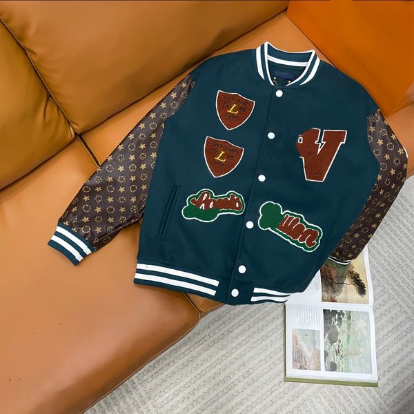 23ss men designer coat baseball jacket national flag leather jacquard fabric 1854 leather puffer cotton long sleeve women brown m-2xl, Black;brown
23ss men designer coat baseball jacket national flag leather jacquard fabric 1854 leather puffer cotton long sleeve women brown m-2xl, Black;brown