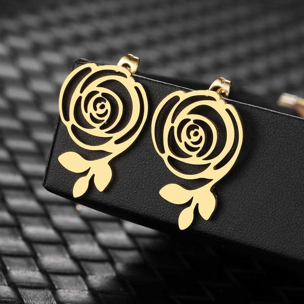 charm stainless steel earrings trend new fashion large vintage rose flower unusual stud earrings for women jewelry party gifts r230804, Golden
charm stainless steel earrings trend new fashion large vintage rose flower unusual stud earrings for women jewelry party gifts r230804, Golden