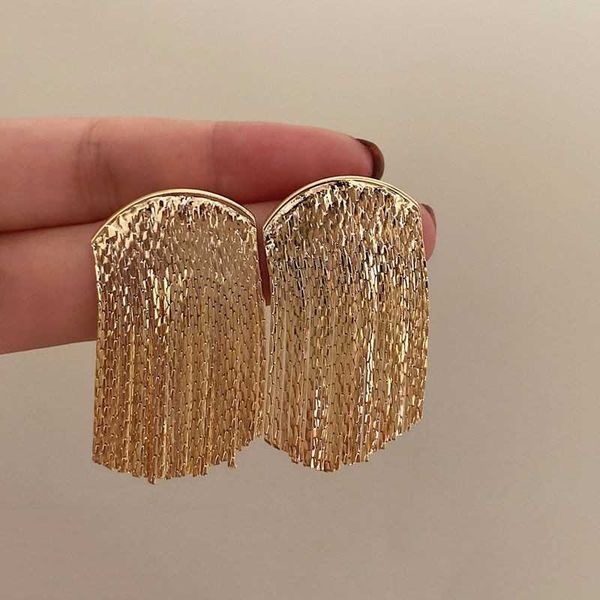 charm lady oval tassel earrings for women exaggerated design sense ear personality earrings wholesale direct r230804, Golden
charm lady oval tassel earrings for women exaggerated design sense ear personality earrings wholesale direct r230804, Golden