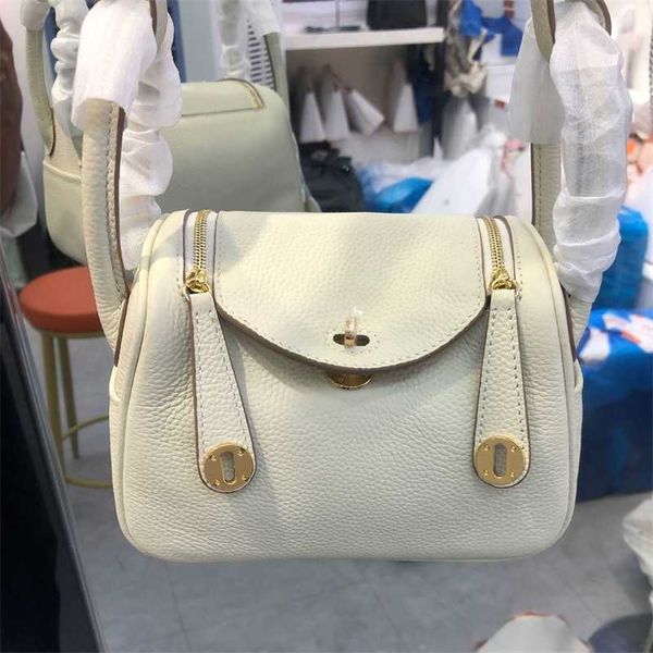 lindys designer totes h ermess bags 5a genuine leather genuine leather cowhide doctor shoulder crossbody small star style familywith h logo
lindys designer totes h ermess bags 5a genuine leather genuine leather cowhide doctor shoulder crossbody small star style familywith h logo