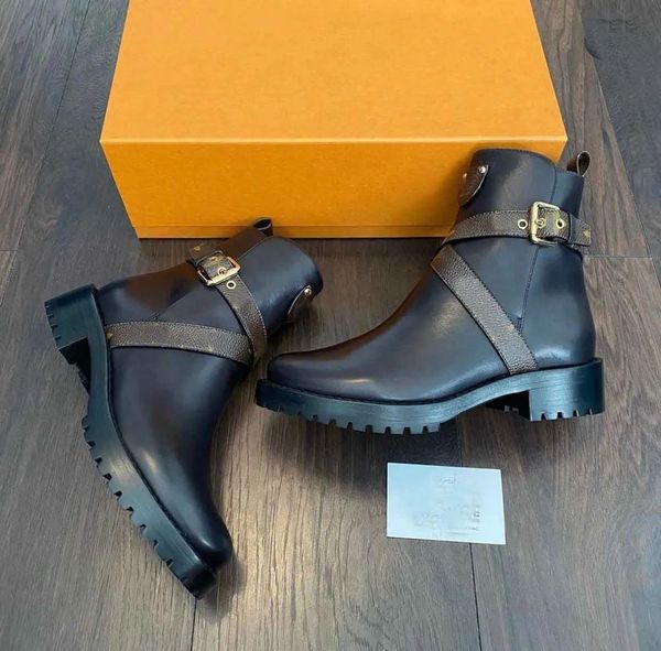 luxury saint germain women ankle boots black ladies martin boot kelly buckles chunky heels black calf leather knight booty party wedding dre
luxury saint germain women ankle boots black ladies martin boot kelly buckles chunky heels black calf leather knight booty party wedding dre