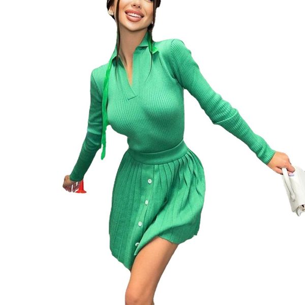 women's suit casual solid color polo long sleeve pleated short skirt autumn/winter new 2023 fashion casual knit two-piece set, White
women's suit casual solid color polo long sleeve pleated short skirt autumn/winter new 2023 fashion casual knit two-piece set, White