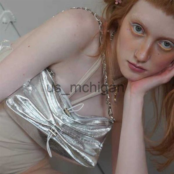 evening bags fashion laser silver women shoulder bags designer drawsting chains crossbody bag lxuury soft pu leather messenger bag y2k purse 
evening bags fashion laser silver women shoulder bags designer drawsting chains crossbody bag lxuury soft pu leather messenger bag y2k purse