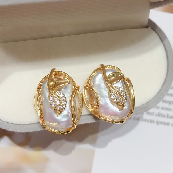 stud zhboruini natural freshwater baroque pearl earrings 14k gold plating s925 sterling silver ear needle for women jewelry 230804, Golden;silver
stud zhboruini natural freshwater baroque pearl earrings 14k gold plating s925 sterling silver ear needle for women jewelry 230804, Golden;silver