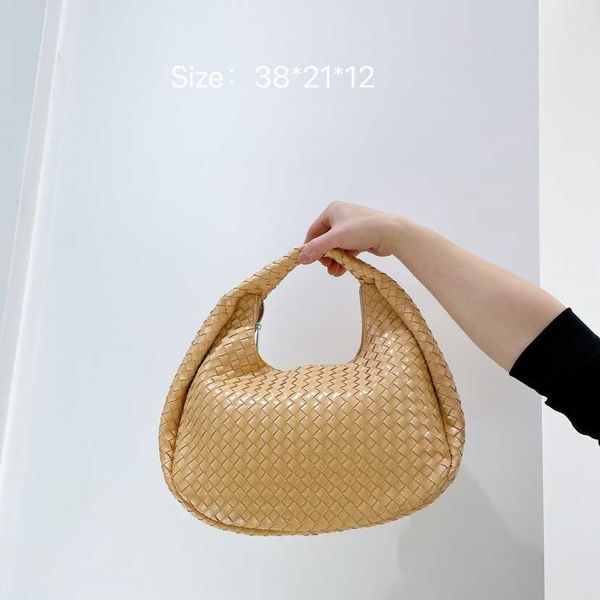 abottegas tote bag vneta jodie mini teen intrecciato designer fashion handheld woven big bag for women ox horn bag handheld underarm bag
abottegas tote bag vneta jodie mini teen intrecciato designer fashion handheld woven big bag for women ox horn bag handheld underarm bag