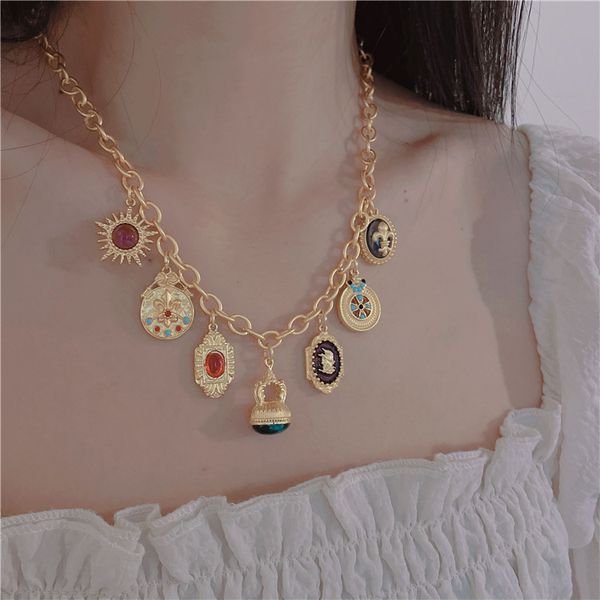 baroque collarbone necklace women's french vintage vintage vintage glazed metal earrings, Golden;silver
baroque collarbone necklace women's french vintage vintage vintage glazed metal earrings, Golden;silver