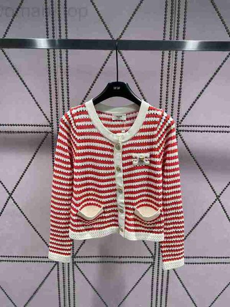 women's t-shirt designer ce23 autumn/winter new letter embroidery contrast stripe cardigan lightweight and breathable knitwear fashion, White
women's t-shirt designer ce23 autumn/winter new letter embroidery contrast stripe cardigan lightweight and breathable knitwear fashion, White
