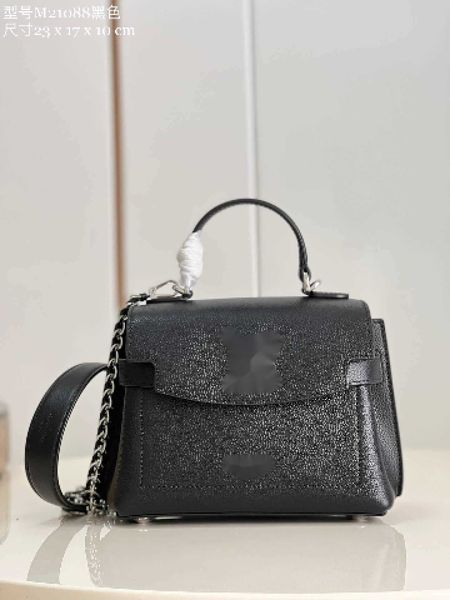 handbags luxury brand designer briefcases m20997 m21052 lockme ever woman handbag real leather totes shoulder bags backpacks pouches wallets
handbags luxury brand designer briefcases m20997 m21052 lockme ever woman handbag real leather totes shoulder bags backpacks pouches wallets