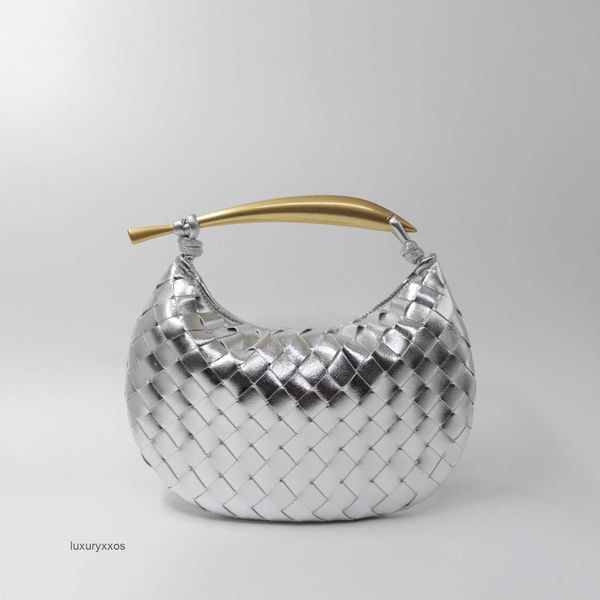 dumpling small 2023 bag purse venetaz bags sardine bottegaz design woven metal handheld premium tote evening fashion leisure versatile 29cm
dumpling small 2023 bag purse venetaz bags sardine bottegaz design woven metal handheld premium tote evening fashion leisure versatile 29cm