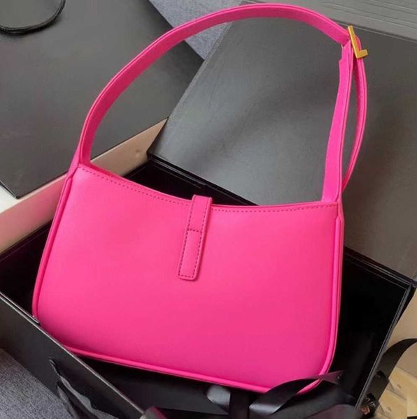 hobole bag armpit bags classic leather designer handbags for ladies quality shoulder baguette multi-color fashion wholesale niche high sense
hobole bag armpit bags classic leather designer handbags for ladies quality shoulder baguette multi-color fashion wholesale niche high sense
