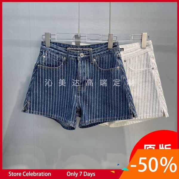 the correct version of aw king's high waist slim vertical stripe diamond solid color denim shorts women's minority casual pant tre, White;black
the correct version of aw king's high waist slim vertical stripe diamond solid color denim shorts women's minority casual pant tre, White;black