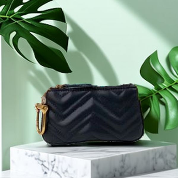 r luxury and noble dinner bag 2023 genuine leather ripple car sewing classic brand women's handheld bag zero wallet lightweight and por
r luxury and noble dinner bag 2023 genuine leather ripple car sewing classic brand women's handheld bag zero wallet lightweight and por