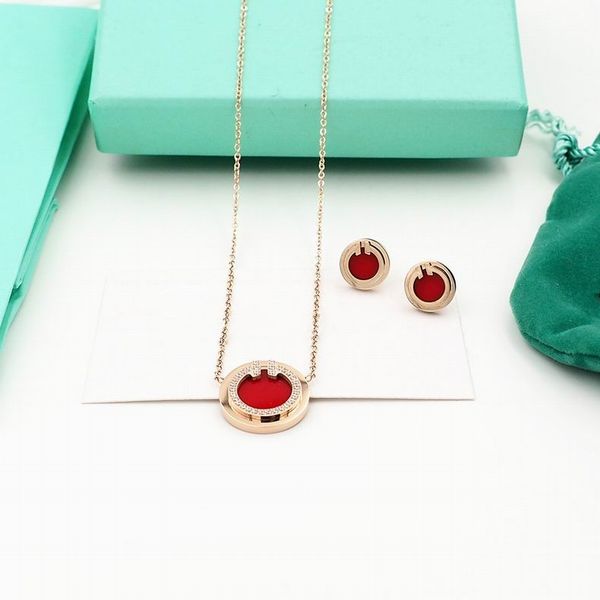 2023 lovely cute long rose gold thin stainless steel chain red crystal diamonds round plate design women necklace earrings suit with dust ba, Black
2023 lovely cute long rose gold thin stainless steel chain red crystal diamonds round plate design women necklace earrings suit with dust ba, Black