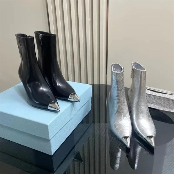 fashionable .5cm stiletto heel short boots designer women genuine leather metal toe buckle decoration classic side zipper silver diamond pa, Black
fashionable .5cm stiletto heel short boots designer women genuine leather metal toe buckle decoration classic side zipper silver diamond pa, Black