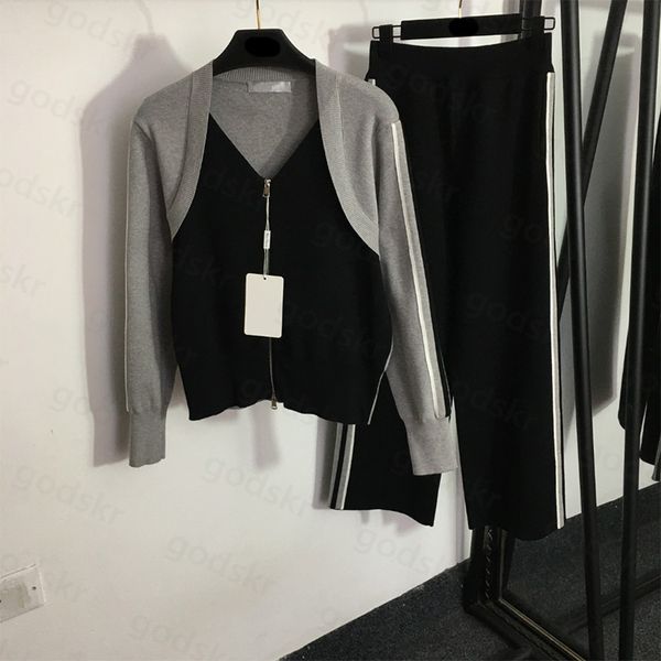 women knitted cardigan trousers high waisted long pants stretch knit zipper cardigan v neck pullover sweater outdoor sports camping clothes, Gray
women knitted cardigan trousers high waisted long pants stretch knit zipper cardigan v neck pullover sweater outdoor sports camping clothes, Gray