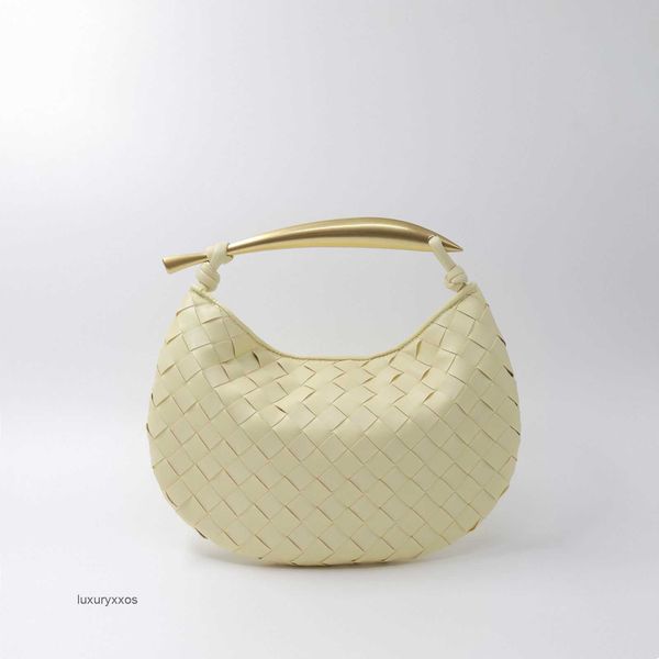 small handheld bag design sardine dumpling bags metal bottegaz tote woven 2023 evening premium purse venetaz fashion leisure versatile 29cm
small handheld bag design sardine dumpling bags metal bottegaz tote woven 2023 evening premium purse venetaz fashion leisure versatile 29cm