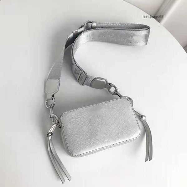 shoulder bags high designer quality embossed easy pouch on strap bag handbag women messenger handbags cartoon design spray painting 2022
shoulder bags high designer quality embossed easy pouch on strap bag handbag women messenger handbags cartoon design spray painting 2022