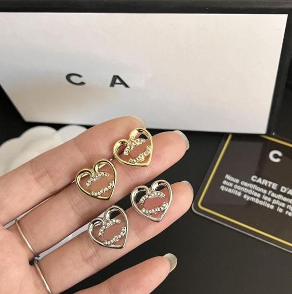 popular fashion design stud earrings love girls 18k gold plated earrings fashion gift stamps charming earrings for women accessori9986598, Golden;silver
popular fashion design stud earrings love girls 18k gold plated earrings fashion gift stamps charming earrings for women accessori9986598, Golden;silver