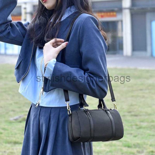 shoulder bags 2023 new women's bag boston handbag large capacity advanced texture shoulder bag versatile simple crossbody bagstylishdes
shoulder bags 2023 new women's bag boston handbag large capacity advanced texture shoulder bag versatile simple crossbody bagstylishdes