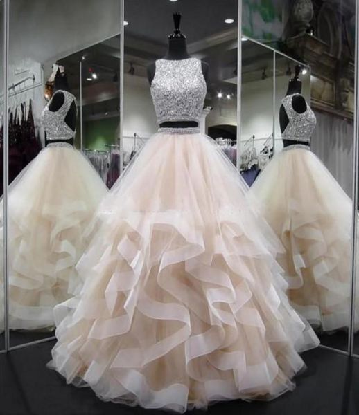 2019 two pieces crystal beading backless ball gown quinceanera dresses plus size sweet 16 dresses debutante 15 year formal party d2613475, Blue;red
2019 two pieces crystal beading backless ball gown quinceanera dresses plus size sweet 16 dresses debutante 15 year formal party d2613475, Blue;red